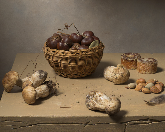 Nature morte avec marrons et champignons